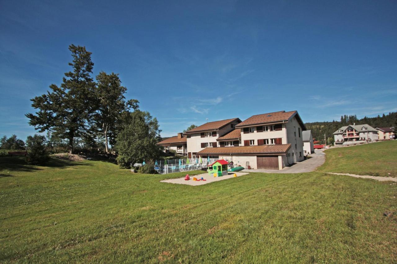 Village de Vacances Les Chevreuils Bellefontaine  Extérieur photo